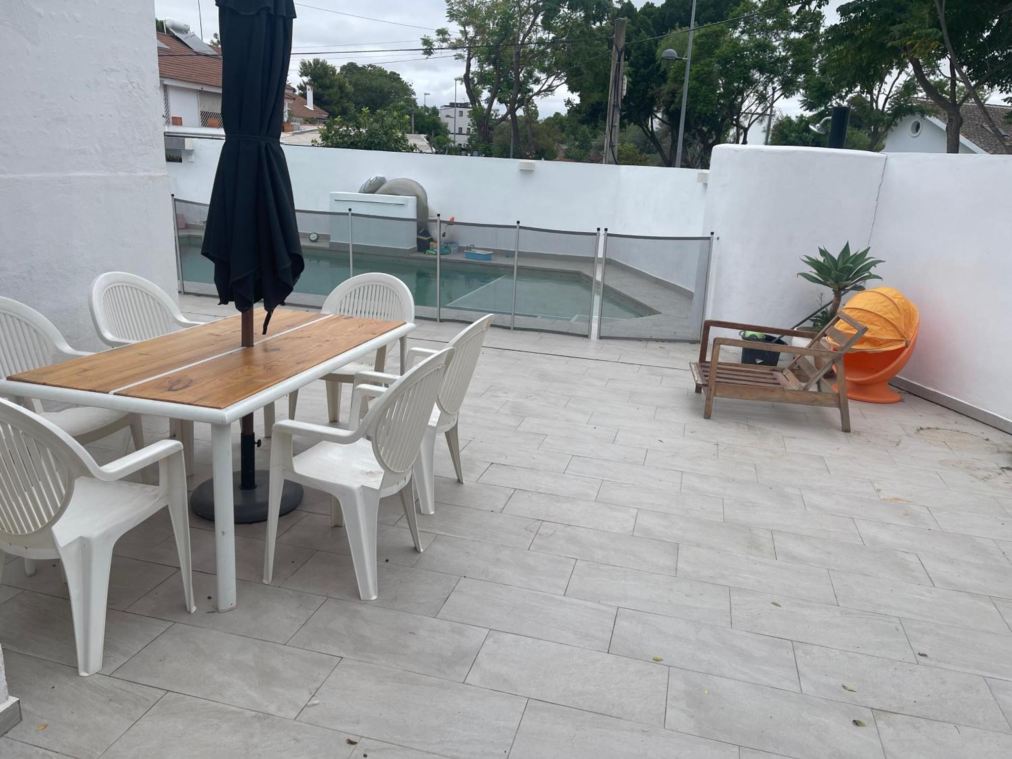 Mediterranean House - Habitaciones Privadas En Casa Compartida Mairena del Aljarafe Exterior foto